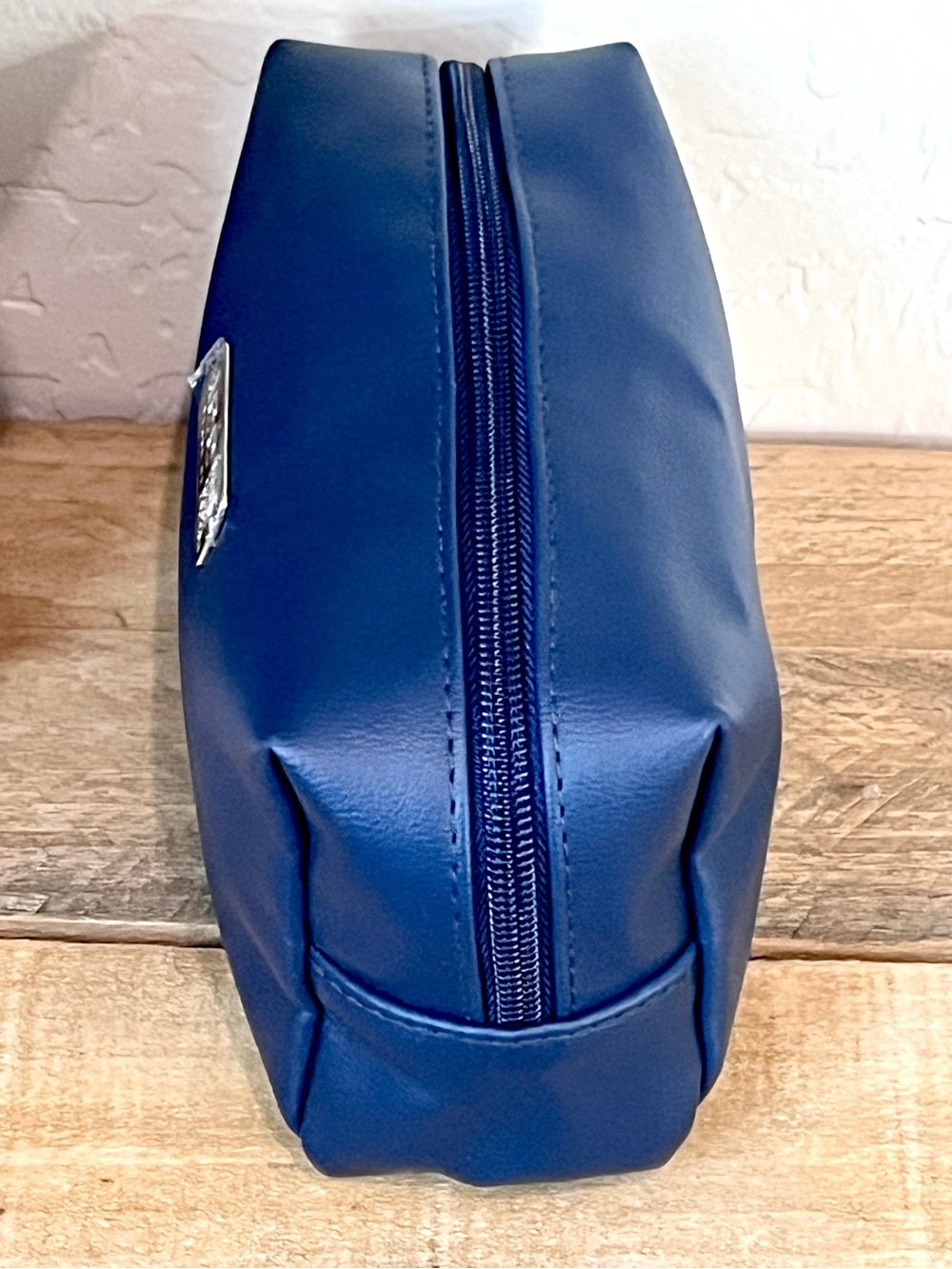 United Airlines Polaris Business Class 100 Years Anniversary Amenity Pouch New - Picture 5 of 7